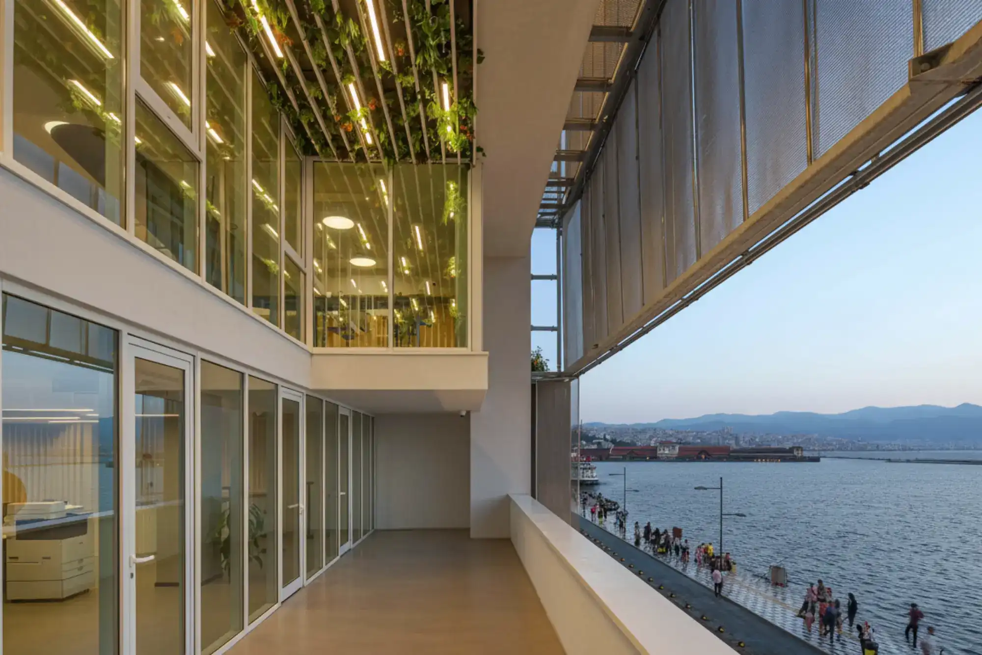 izq-megacorn-etkinlik-salonu-slider5